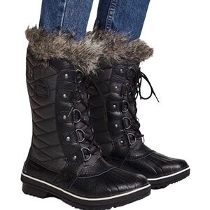 Sorel Tofino II Black Winter and Snow Boots with Faux Fur Lace Up Style Size 7